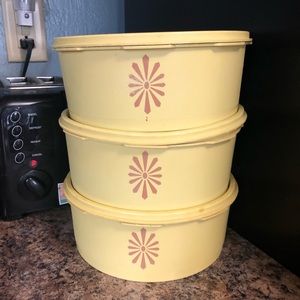 Vintage yellow Tupperware